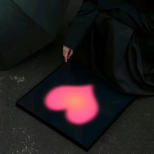 扒开女人内裤猛进猛出流出白液视频
